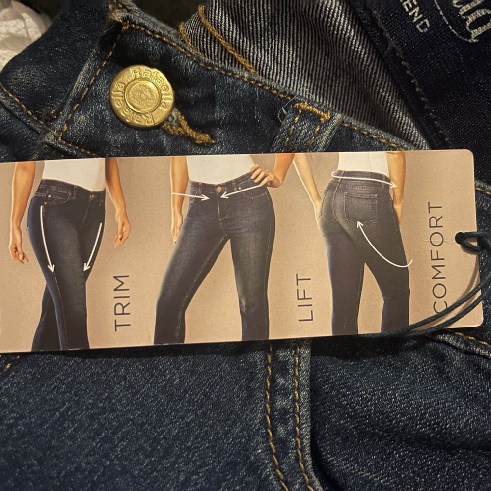 Rafaella Weekend Skinny Leg Slim Fit Jean - Picture 3 of 5